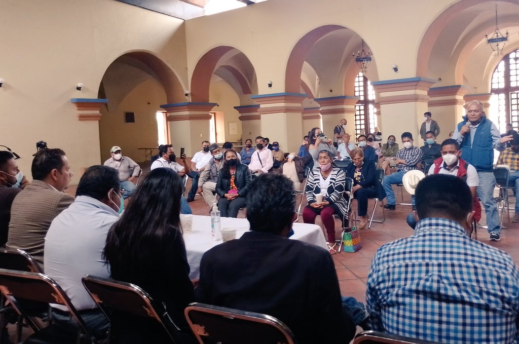 acarvajalh's tweet photo. 📌 Seguimos en el #SegundoForo Hacia una Reforma Político Electoral escuchando a los ciudadanos.👥 https://t.co/VducFTvZ0k