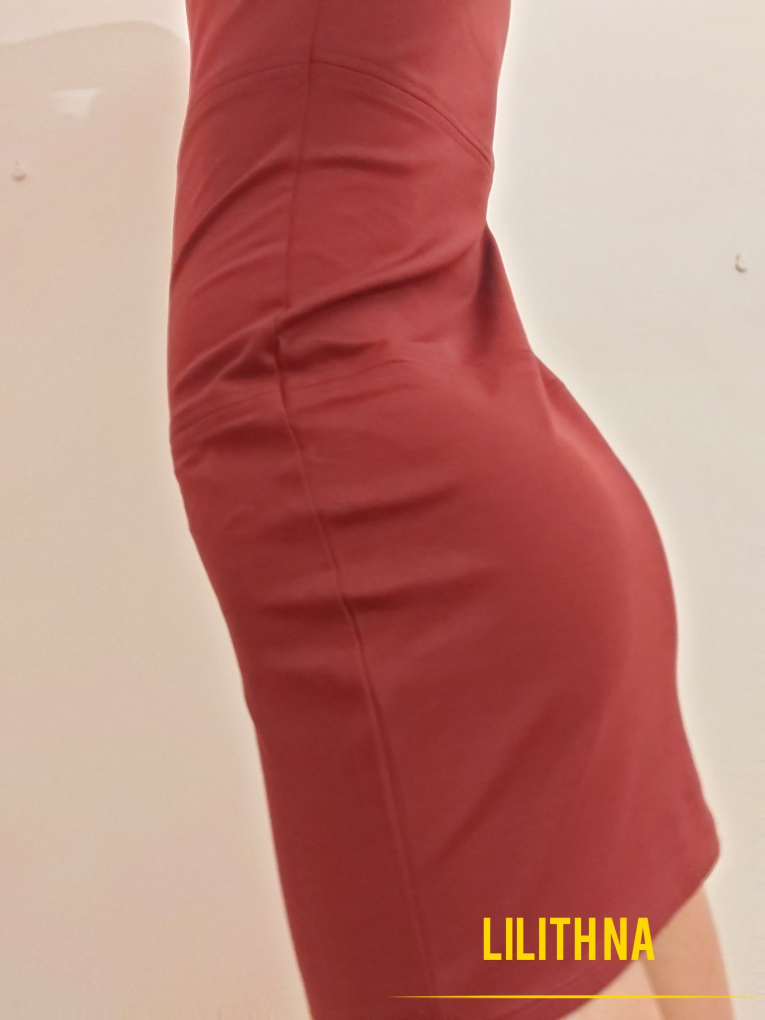 First time wearing a red dress and I guess I nailed it.

#trans #transgender https://t.co/bFwZOKdLxP