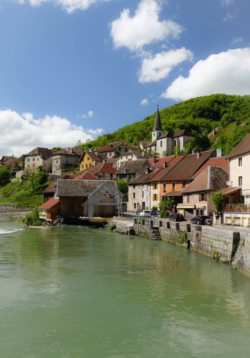 Lods dans la vallée de la loue, classé plus beau village de France 😍 #lods #doubs #MagnifiqueFrance #bourgognefranchecomte #france #jevisitelaFrance #plusbeauvillagedeFrance