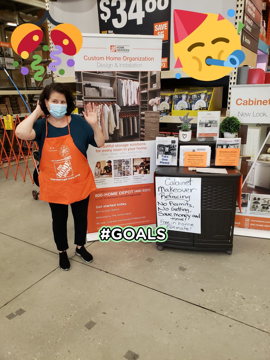 Store 6348 #SouthNaples 🌴HSPS Marie  promoting &amp; having some fun! 🥳 #HDIS #CabinetMakeover Event!! 🎉 
Great Job driving leads ! 👏 🎊<a href="/AdishLawhead/">Adis Lawhead</a> <a href="/LauderdaleHdi/">Mo Asif</a> @THDdiana <a href="/RubenRo48457043/">Ruben Rodriguez</a>