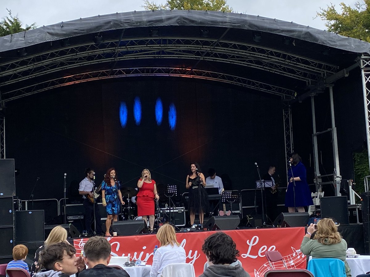 DanJCB001's tweet photo. Great afternoon with Mary and @davidahorgan at Swing by the Lee Music Festival @Fotahouse Thanks to @JPMGcork @Songstressire ๐๐ผ๐น๐ค๐ฅ๐@JackORourkes #JPMG #NTVR #Cork #SwingByTheLee #PurCork https://t.co/MHzjHCNL6M