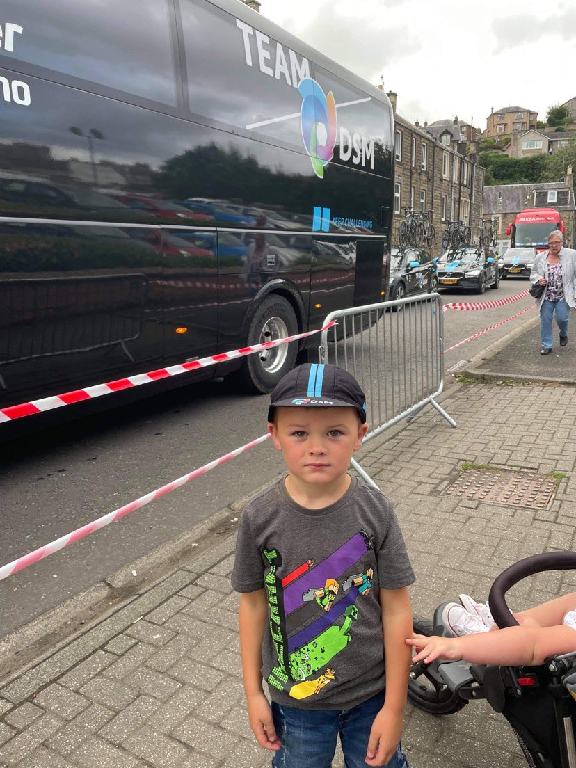 linty53's tweet photo. @TeamDSM huge thanks to your bus driver who gave our little boy a team DSM hat at today’s stage 7 start in hawick, you made his day @nicholasroche https://t.co/QGZQEhaxm5
