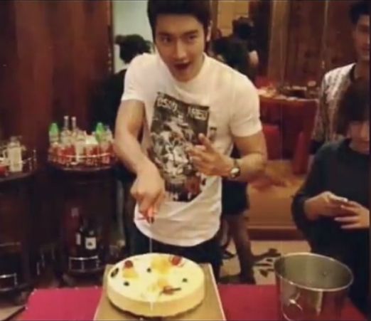 hourlycwon's tweet photo. #최시원 #시원 #SIWON 
@siwonchoi https://t.co/B6xQDa0DT2
