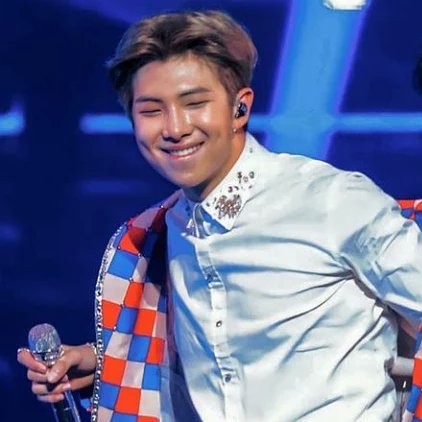 _indian_writer_'s tweet photo. Oh boy you didn't know how much ur existence means to me. After u guys came to my life my whole life take a complete turn up. Like i can't even recognise myself but in a good way. I don't knw how others take this but for me yeah. #HappyNamjoonDay #HappyBirthdayNamjoon @BTS_twt https://t.co/sFANPFqqMN