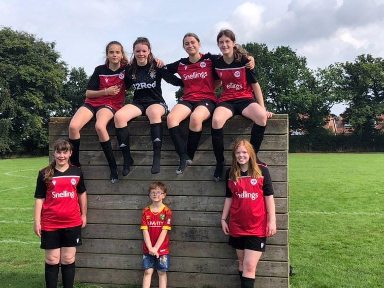 BlofieldLadies's tweet photo. A little goodbye to our goalkeeper, Kate, who has been with us since our first season as u11s. She's off to a new team &amp; we wish her well &amp; good luck.
It's been a pleasure for us to coach &amp; watch her grow as a person over the years. All of the girls will miss her &amp; her humour. https://t.co/HPHqLAiyNd