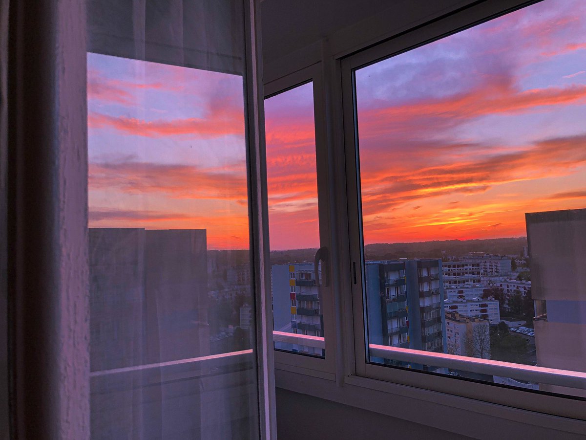 kgteii's tweet photo. 🌅🌇 https://t.co/mz5zFW8IJp