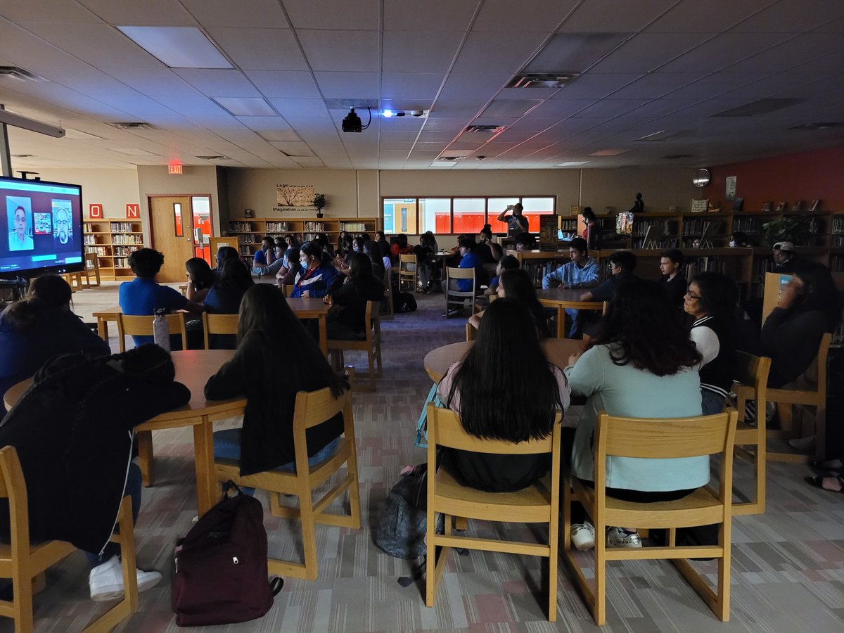 Library_EMMS's tweet photo. Rattlers are excited to read more books written by author Alan Gratz after hearing his "GROUND ZERO" virtual tour! @jguerra_EMMS @Team_EMMS #RattlerForce @anglozoya https://t.co/zsFuEQnHOI