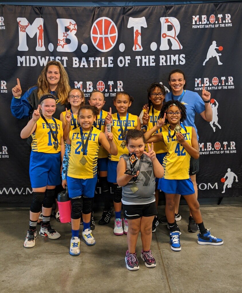 FlightGirls's tweet photo. 5th grade girls went 3-0 today at the Midwest Battle of the Rims tournament. Proud of this groups hard work and determination to win. #flightway @flightbball417 https://t.co/27Lp6aIbR0