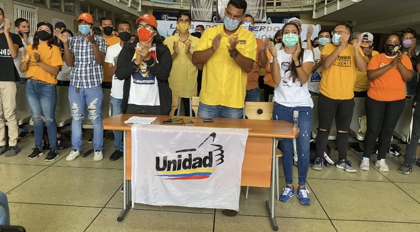 ZambranoSoley's tweet photo. #11Sep | Hoy queda demostrado sin exquisiteces ni medias tintas que la juventud AD, PJ y VP proponen y anteponen el trabajo por encima de la soberbia. Ya 8 municipios en Lara tienen candidatos, hoy proponemos: @SobellaMejias Gobernadora y @AlfonsoMarquina Alcalde Iribarren. https://t.co/mOS0Vczc38