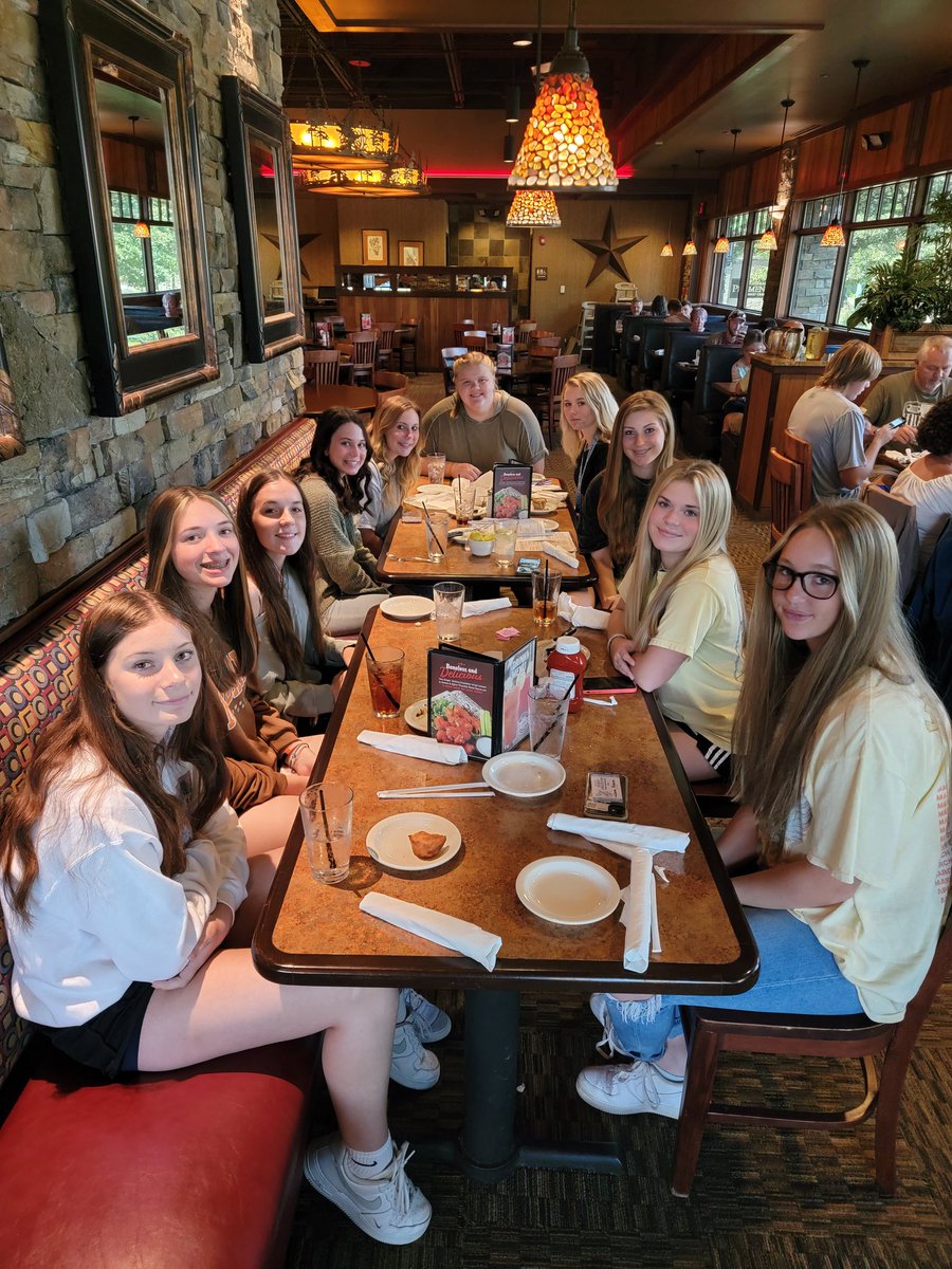 StarsnationalD's tweet photo. Such an Awesome time today Team Building with our #starsnationaldarnell Ladies & Families. Shout out to #breakoutknoxville & #calhouns for taking such good care of us.
We missed you @ryleelawson2024
@SavannahRea6
Hope Volleyball went well! See you all soon. https://t.co/6cHaOPMGlC