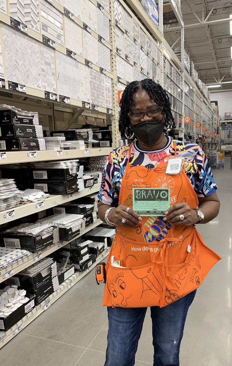 Day of celebrating some of our amazing associates here at 2562!! Milestones, PK Certifications, Safety BRAVOS/BRAVOS!! Congratulations Phil, Derrick, Daniel, Darius and Gale on your accomplishments!!