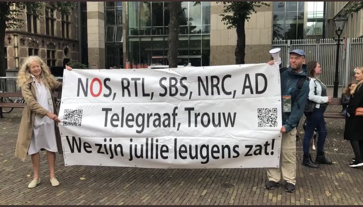IrmaLamers's tweet image. Nu komt de aap uit de mouw. Logisch dat er 'weinig aandacht' was voor de #demonstratie van 5 september #duizenden #5septemberAmsterdam
