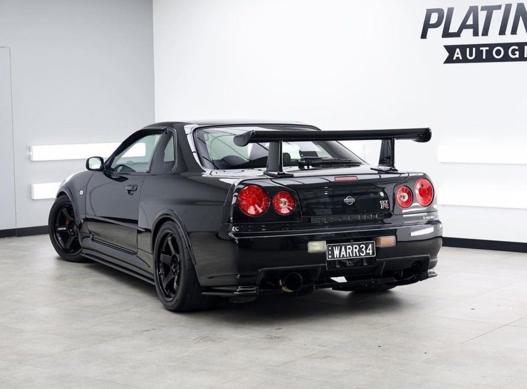 Nissan GTRs tweet media