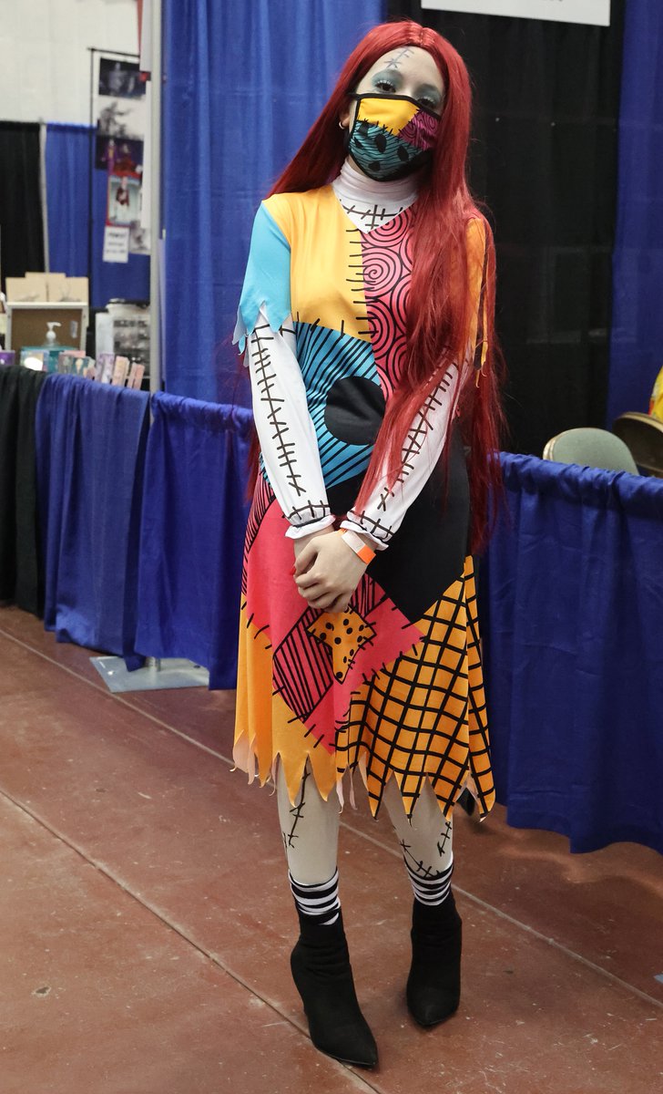 rrrutang's tweet photo. @ElPasoComicon Day 2 and yes all the peeps were out in force today. For a look at my entire Photo Gallery go over to me FB page. Enjoy. #EPCON #LosPhotogs @epheraldpost #UTEPPhotog @CanonUSApro https://t.co/bvLUhLBGru