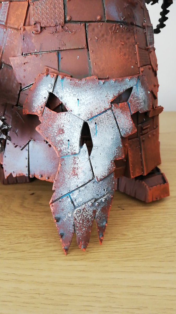 StudiosDeadeye's tweet photo. @WarComTeam @elementgames_ng @LeodisGames @TritexGamesLtd #warhammer40k #40k my 'paint a model in one evening' stompa challenge https://t.co/o8fTcmufeI
