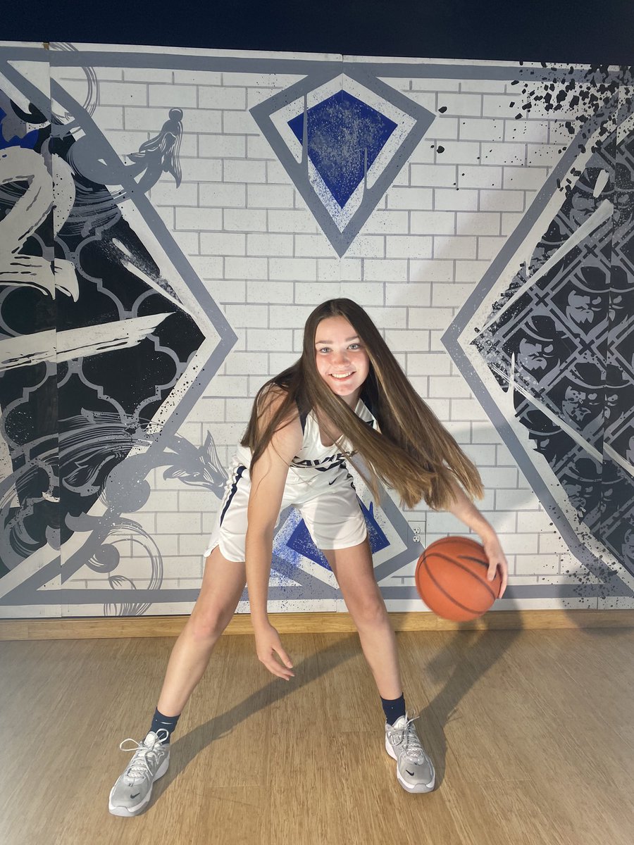 Had a great first unofficial visit at <a href="/XavierWBB/">Xavier Women's Basketball</a>! Thank you to <a href="/moore_mel/">Melanie  Moore</a> <a href="/CoachLesterRowe/">Lester Rowe</a> <a href="/CoachMolly_/">Molly Bateman</a>  <a href="/C_Finley/">Candice Finley</a> for your hospitality! I can’t wait to come back #uncommited