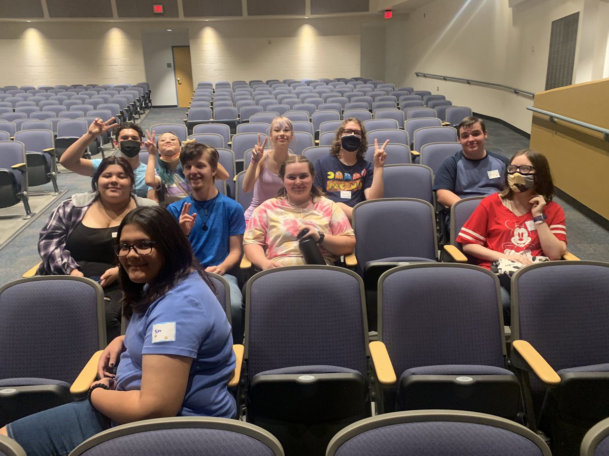 We are THRILLED to collaborate with all the <a href="/DVUSD/">Deer Valley Unified School District</a> HS choir councils and work with Bill Humbert from GCC! <a href="/DVUSDFineArts/">Anna Backstrom</a> <a href="/DrFinchDVUSD/">Curt Finch, PhD</a> <a href="/oconnor_choir/">SDOHS CHOIR</a> <a href="/BCJaguarChoir/">Boulder Creek Choir</a> <a href="/DeerValleyChoir/">DV Choir</a> @RidgeChoir #leadership #extraordinary