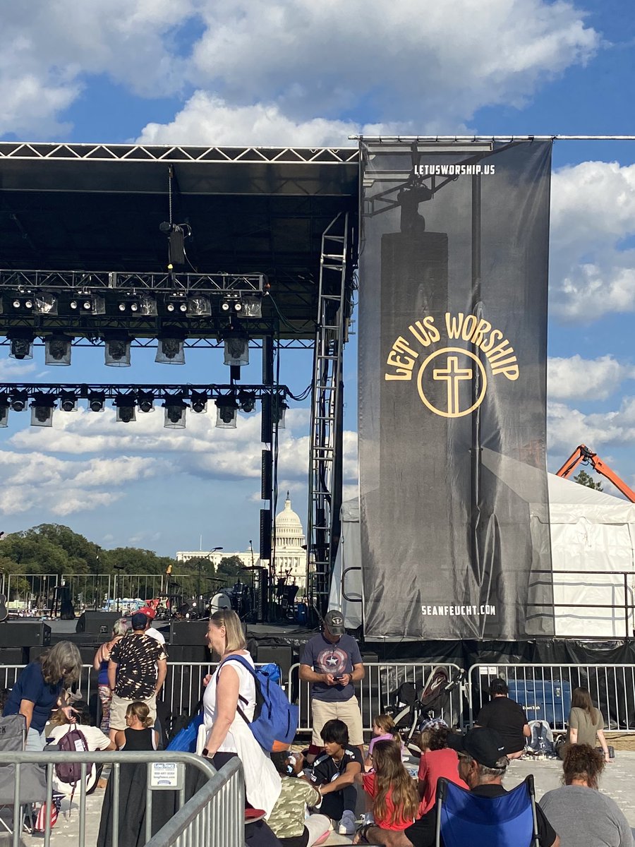 local cult performing on the national mall