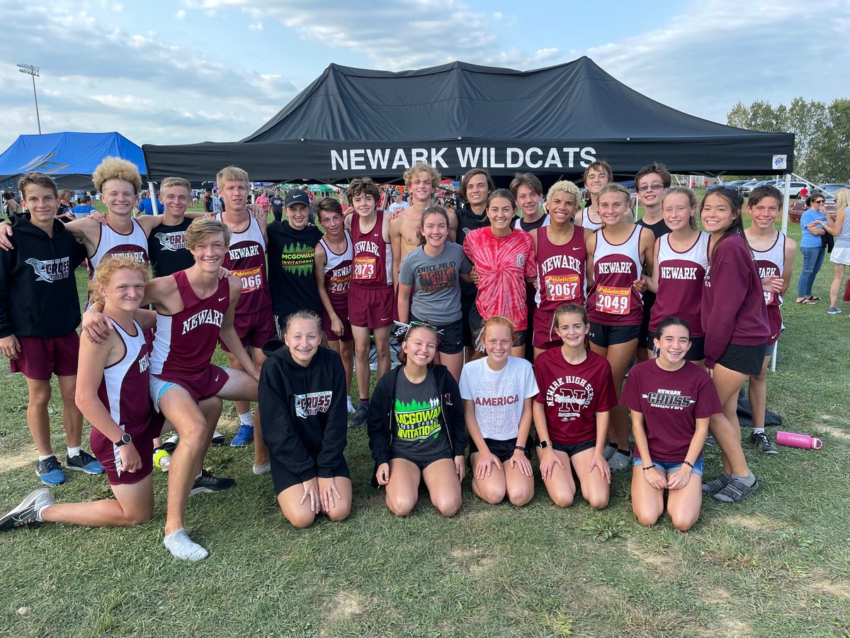 coachmac_xctf's tweet photo. Great results from our teams at Watkins’ McGowan Invitational this afternoon! Girls Varsity placed 3rd overall as a team, with Gwen Stare breaking the school record with a time of 19:14.0!!! @NewarkWildcats @Newark_Schools https://t.co/jecfY42CVH