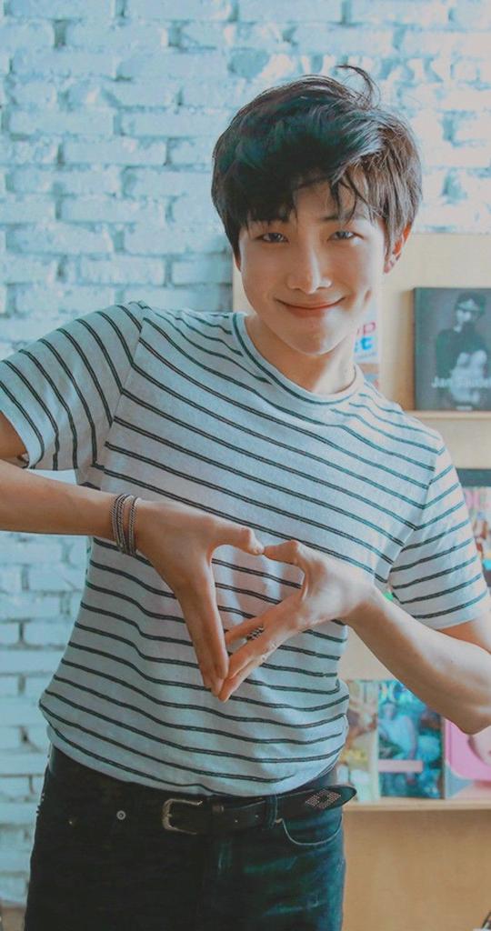 pucilpucill's tweet photo. Happy birthday Namjoon, all the best wishes for you💕 @BTS_twt
#HappyBirthdayRM #HappyBirthdayNamjoon #HappyNamjoonDay https://t.co/W0PozbErfF