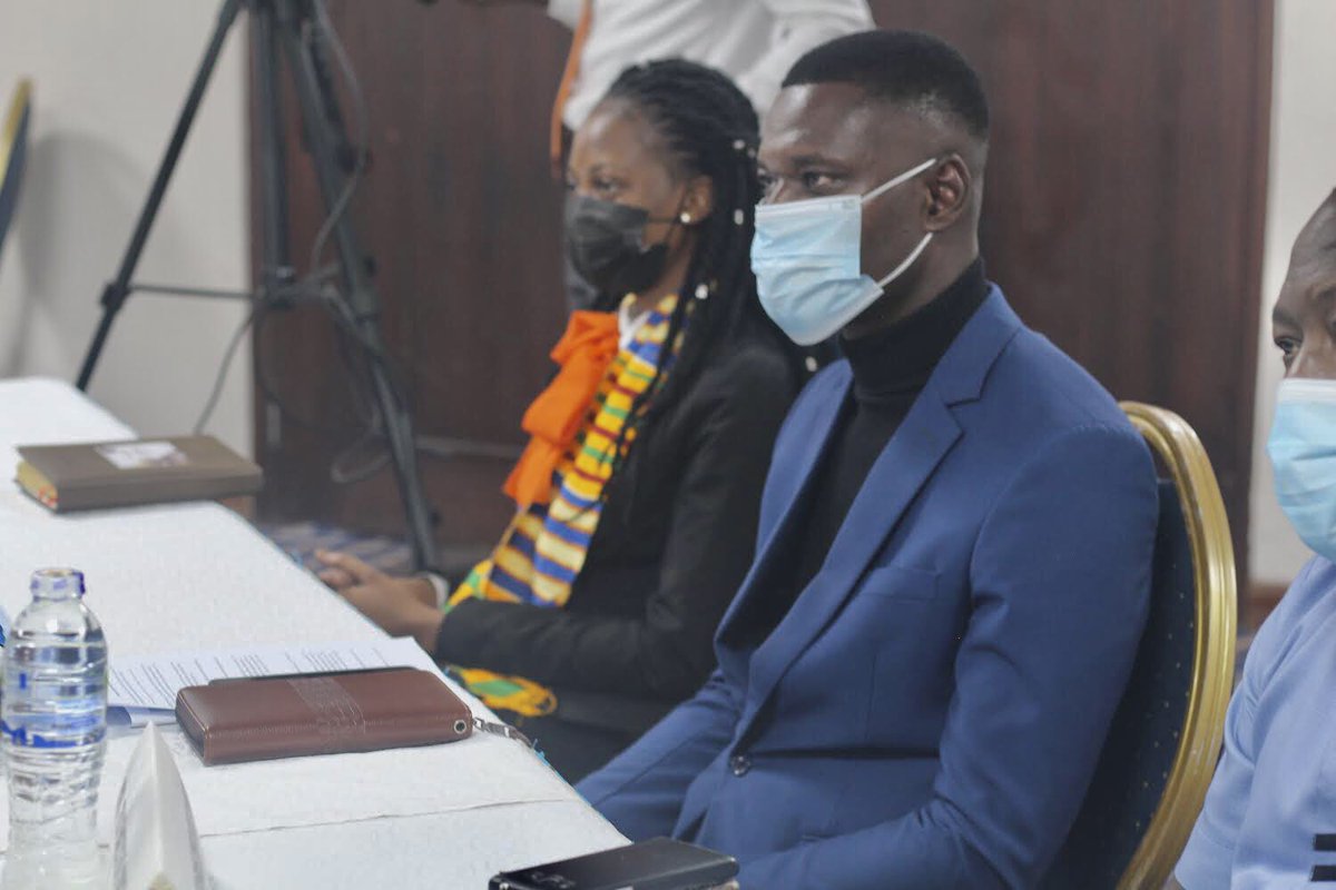 Today, we officially induct an eleven (11) member board of directors for the Youth Arise Organization. We are positive as an organization, the induction of these fiduciaries would guide for a more refined approach to what we do.