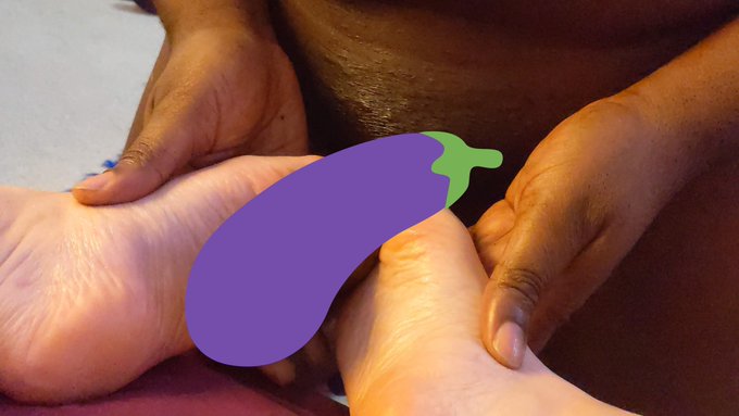 Love some sexy soles!  @Sophie_Flame @dark_directorx   #soles #love #toesforthejob #eggplant https://t<a class="tags" target="_blank" title="On Twitter" href="/?out=eyJ0eXAiOiJKV1QiLCJhbGciOiJIUzUxMiJ9.eyJpYXQiOjE3MjUxMTk1OTEsImlzcyI6InR3cG9ybnN0YXJzLmNvbSIsIm5iZiI6MTcyNTExOTU5MSwiZXhwIjoxNzU2NjU1NTkxLCJyZWRpcmVjdF91cmwiOiJodHRwczovL3R3aXR0ZXIuY29tL1NvcGhpZV9GbGFtZSJ9.wOxEpMr97IfmPRNOqFW5X-CwUz3Xzka1HCgKooMXKVhDTHwIGkf-zDdZDfV8tzRNIHq0hYu7wPKAhE98AwAoGA">@Sophie_Flame</a><a class="tags" href="/tag/dark_directorx">@dark_directorx</a><a href="/tag/love"class="tags"><span>#love</span></a><a href="/tag/eggplant"class="tags"><span>#eggplant</span></a><a href="/tag/soles"class="tags"><span>#soles</span></a><a href="/tag/toesforthejob"class="tags"><span>#toesforthejob</span></a>