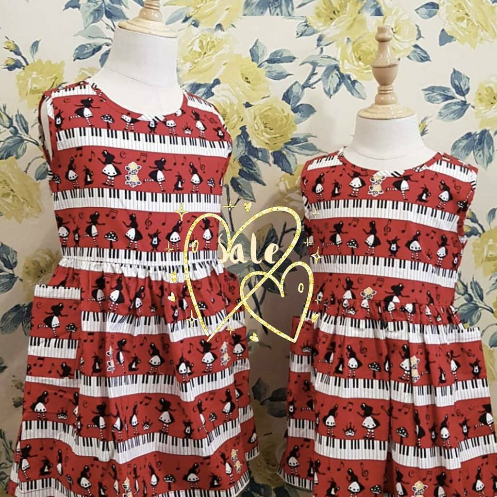 Origami_Doll's tweet photo. 25% off on all womens and kids wear use code SAVE25. Free shipping Australia orders over $50 #sale #alicewonderland #womensfashion #kidsfashion #vintagestyle #vintageinspired #australiandesign #sydney #shoplocal #shopsmall #smallbusiness #supportsmallbus… https://t.co/YcA0qp83xL https://t.co/p4LA7hAOq8
