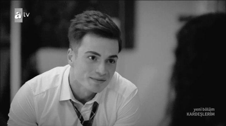 "Seni çok bekledim kraliçem" diye beklediğine yakınmaktan, 
Artık; 
"seni ömrümün sonuna kadar beklerim" 
seviyesine gelen Berk Özkaya 🖤🥺
<a href="/Recepusofficial/">Recep Usta</a> 🤍
#kardeslerim #kardeslerimyenisezon #ayber