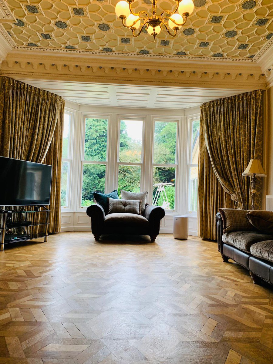 Nov46T's tweet image. Living my best life this weekend xx