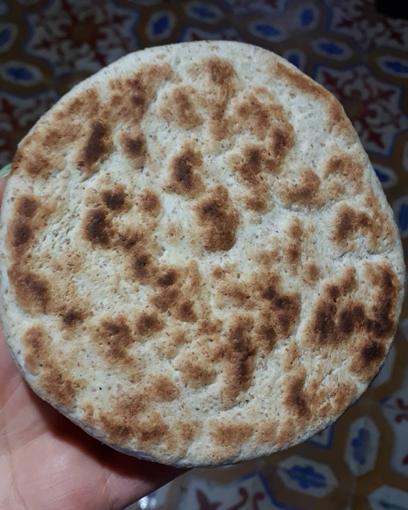 AlimentosKQT's tweet photo. Nuestra versión de arepas de trigo andinas. 

Perfectas para celebrar hoy el día mundial de la arepa. Y te compartimos la receta de nuestra chef @gloriamachadococina 

Son adictivas y van bien con todo: solas, con rellenos salados, con rellenos dulces, p… https://t.co/m1UVWJPsnY https://t.co/mmfFQPkiaY