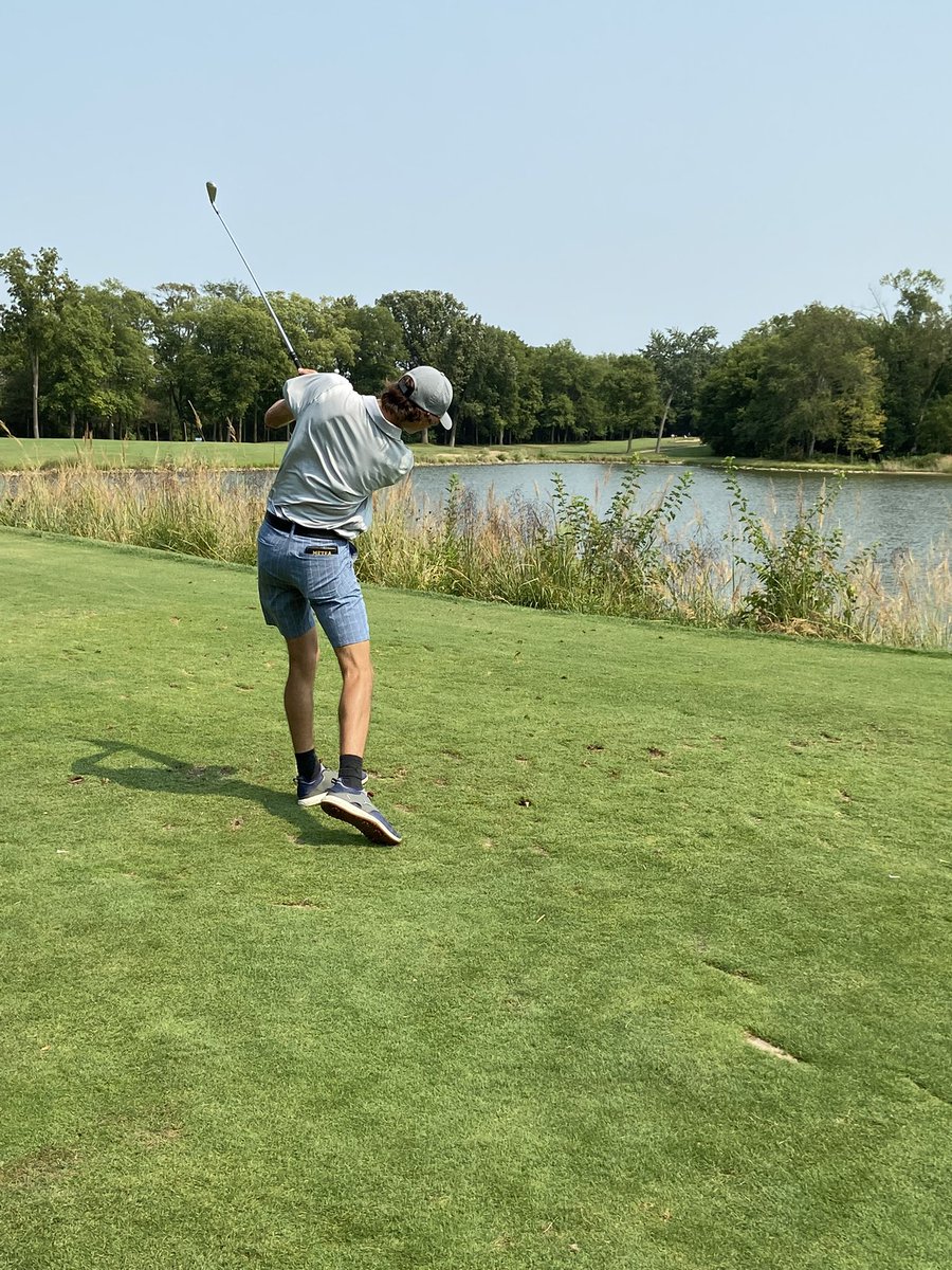 Beautiful day at The Den and great experience for the Mustangs who finish 2nd with a team score of 305. <a href="/Aman04Shah/">Aman Shah</a> and <a href="/arjunvyas04/">Arjun Vyas</a> shoot 74 (T2), <a href="/J_kerns03/">Johnny Kerns</a> 78, and <a href="/pmcgrath0314/">Patrick McGrath</a> 79 were the scorers today. Thanks <a href="/knightsboysgolf/">phsboysgolf</a> for hosting! <a href="/MeteaAthletics/">Metea Athletics</a> <a href="/MeteaBoosters/">Metea Boosters</a>