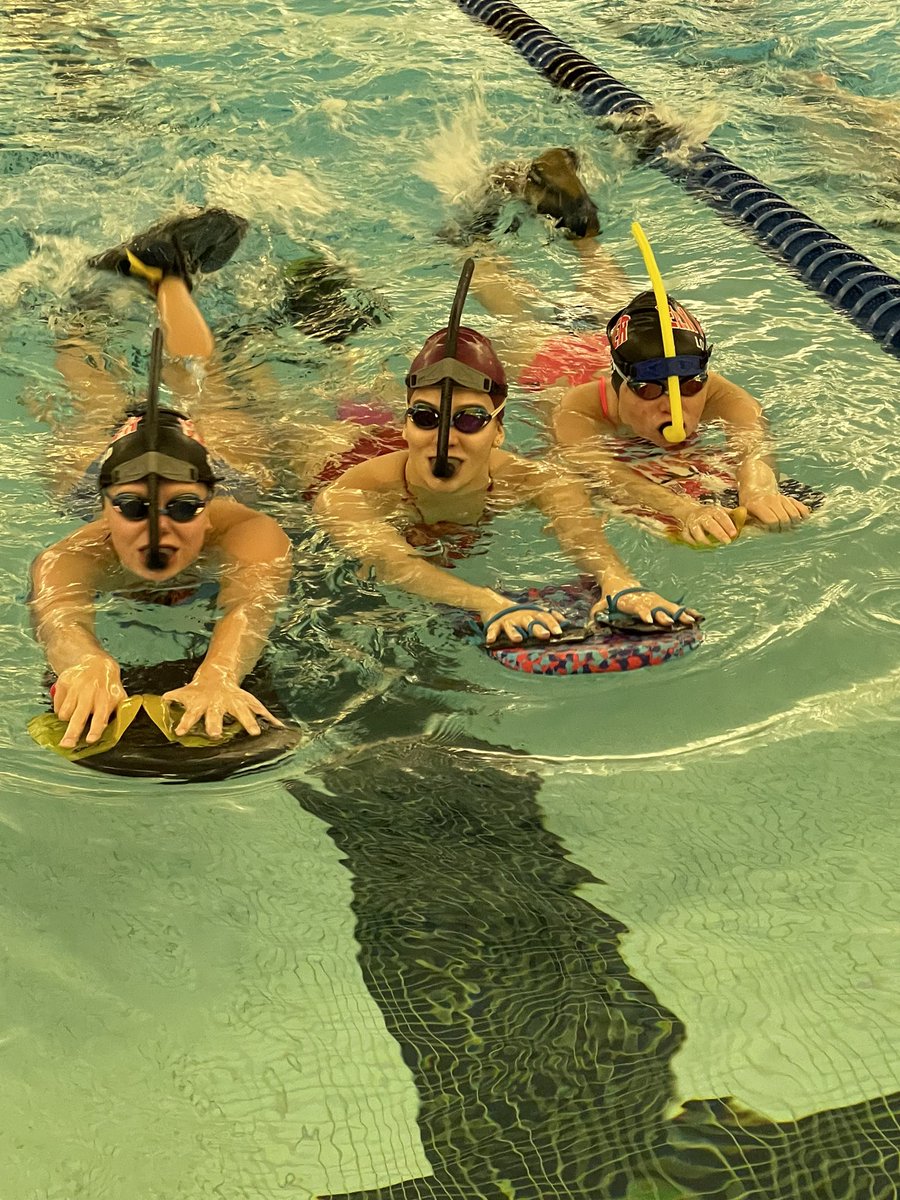 ERSwimDive's tweet photo. Our First Successful Swim-A-Thon is in the books!! Thank you to our amazing athletes for raising money for our program and to our awesome booster club and volunteers for making a wonderful event! #laps #prizes #competition #ERGSD https://t.co/MaOGzk4Opr