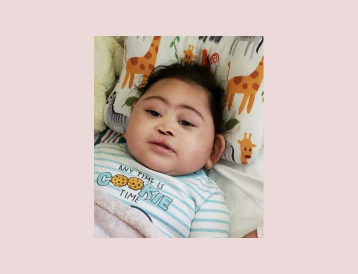 SusanSchutte2's tweet photo. Princella Saavedra, 3, Jacksonville, FL, died of #COVID19 on August 31, 2021. She was born with a rare brain condition, required 24h care, &amp; had overcome many obstacles. Rest in peace, little Princella. 🌷🤍🌷 https://t.co/Lt27rRSuSV