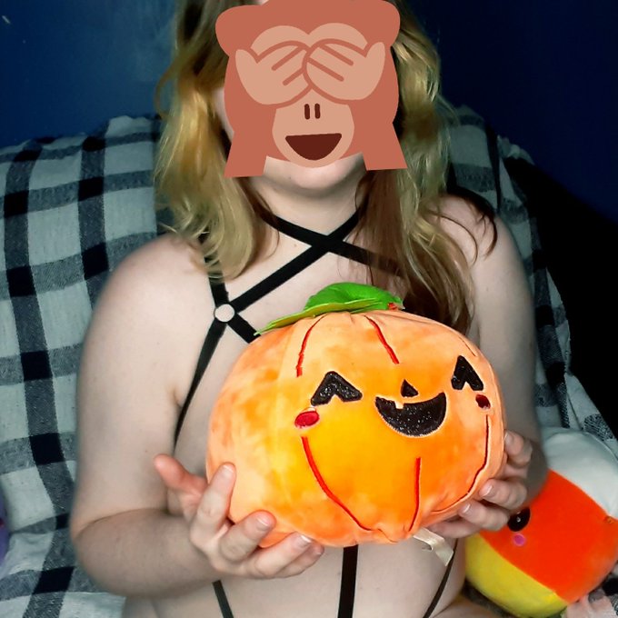 I'll do a face reveal at 100 subs on OF or at 500 Subs on PH. 🙈 . Link in Bio! ❤ . #bdsm #kinky #petplay<a href="/tag/bdsm"class="tags"><span>#bdsm</span></a><a href="/tag/sexy"class="tags"><span>#sexy</span></a><a href="/tag/sex"class="tags"><span>#sex</span></a><a href="/tag/kinky"class="tags"><span>#kinky</span></a><a href="/tag/adultwork"class="tags"><span>#adultwork</span></a><a href="/tag/nsfw"class="tags"><span>#nsfw</span></a><a href="/tag/petplay"class="tags"><span>#petplay</span></a>