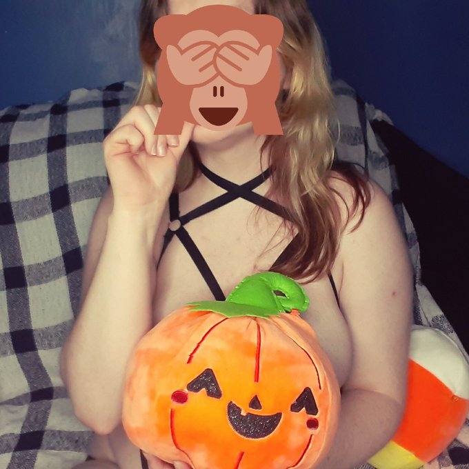 I'll do a face reveal at 100 subs on OF or at 500 Subs on PH. 🙈 . Link in Bio! ❤ . #bdsm #kinky #petplay<a href="/tag/bdsm"class="tags"><span>#bdsm</span></a><a href="/tag/sexy"class="tags"><span>#sexy</span></a><a href="/tag/sex"class="tags"><span>#sex</span></a><a href="/tag/kinky"class="tags"><span>#kinky</span></a><a href="/tag/adultwork"class="tags"><span>#adultwork</span></a><a href="/tag/nsfw"class="tags"><span>#nsfw</span></a><a href="/tag/petplay"class="tags"><span>#petplay</span></a>