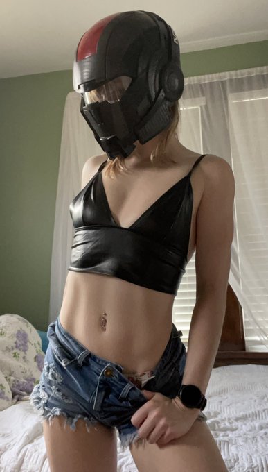 I just need some armor now https://t.co/RzWrgMecN6