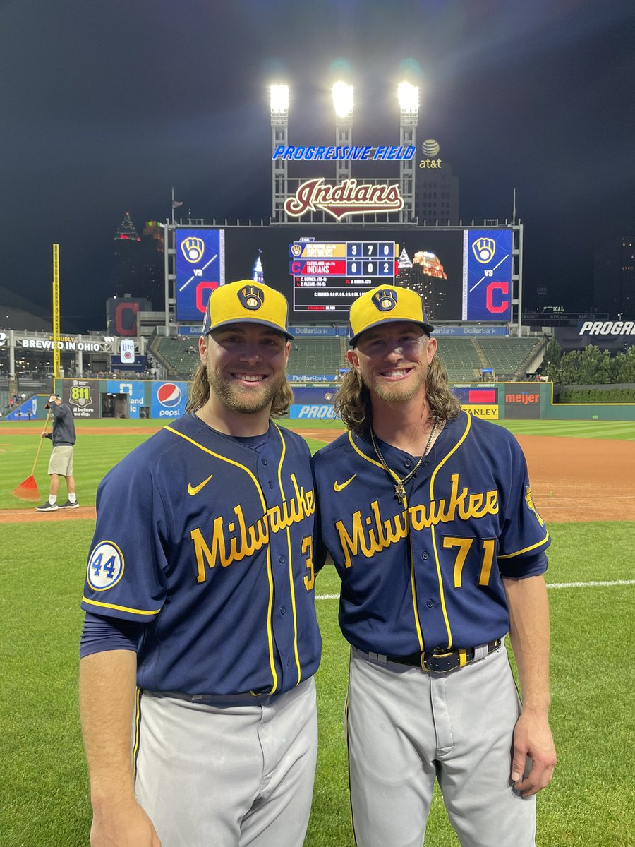 Milwaukee Brewers tweet media