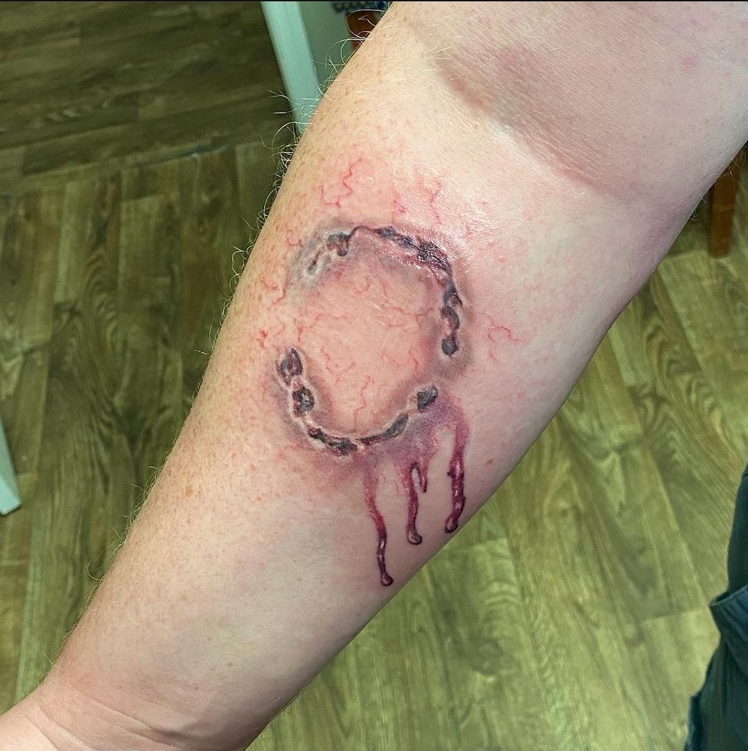 toydodson's tweet photo. My tribute to #TheWalkingDead. Been a fan since day 1. Thanks for 11 amazing seasons. @wwwbigbaldhead @JDMorgan @LaurenCohan @chandlerriggs @steveyeun @angelakang @hardwick #walkerbite https://t.co/JDGNHnqkts