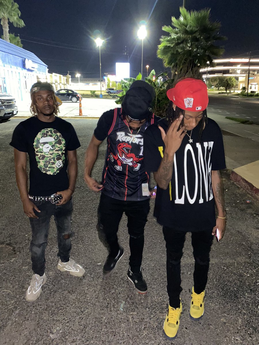 vvswayne's tweet photo. Shit in motion no way our money stoppin3️⃣🤮#instagramseenitfirst🤷🏾‍♂️ https://t.co/nVfAqnha7B