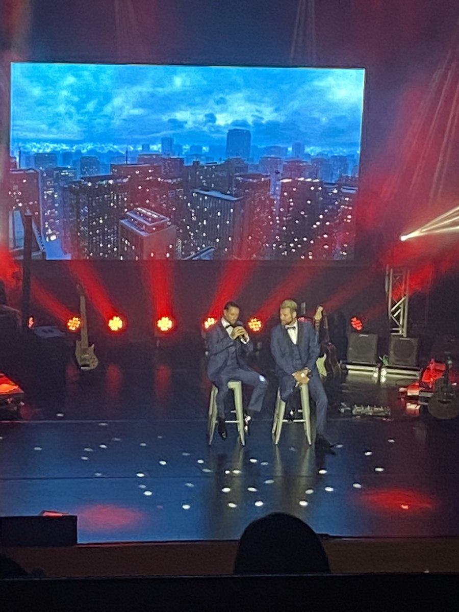 AmyLauraKing1's tweet photo. First night back in a theatre since Covid struck and what a night seeing @officialkeith and @BrianMcFadden #Boyzlife loved it! #reminiscing #boybands #theydontmakethemlikethatanymore ❤️ 😍 https://t.co/EBtIEV2P6r