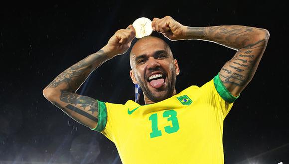 laotraliga_net's tweet photo. 💥 ¡BOMBAZO! No volverá a jugar con el Sao Paulo y ya se habla del posible regreso de Dani Alves a #LaLiga de la mano de este equipo https://t.co/saVFIO96H7 https://t.co/PUfxbO6Szi