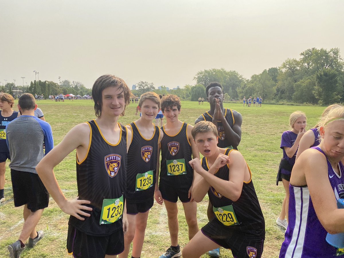 mrwalkerahs's tweet photo. @AFFTONATHLETICS Affton XC had a great day at the Forest Park XC festival! Many new runners aced their first 5k! AHS has a great, positive group of runners this year! #afftonxc #afftonstrong https://t.co/lqVdiBcPgg