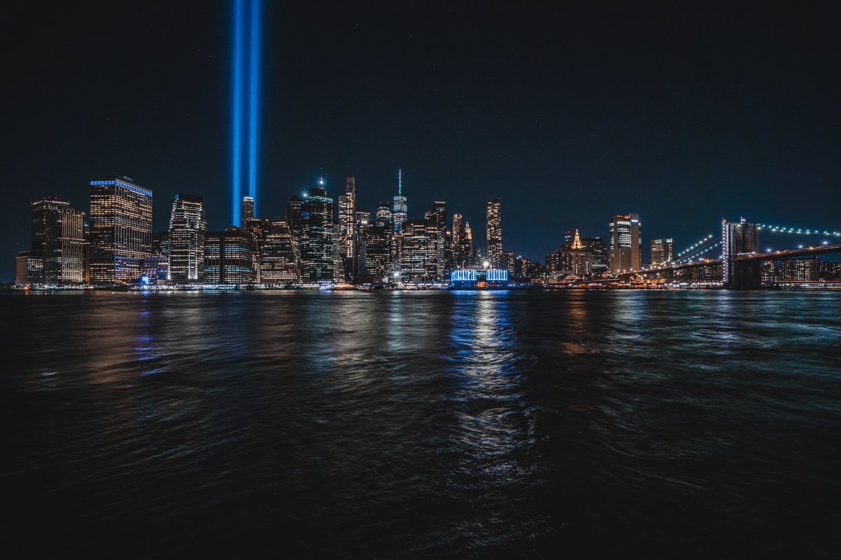 NYPDnews's tweet image. Tonight, the 9/11 Tribute in Light will shine bright above NYC, serving as a reminder of the lives lost on that tragic day twenty years ago. 

#NeverForget