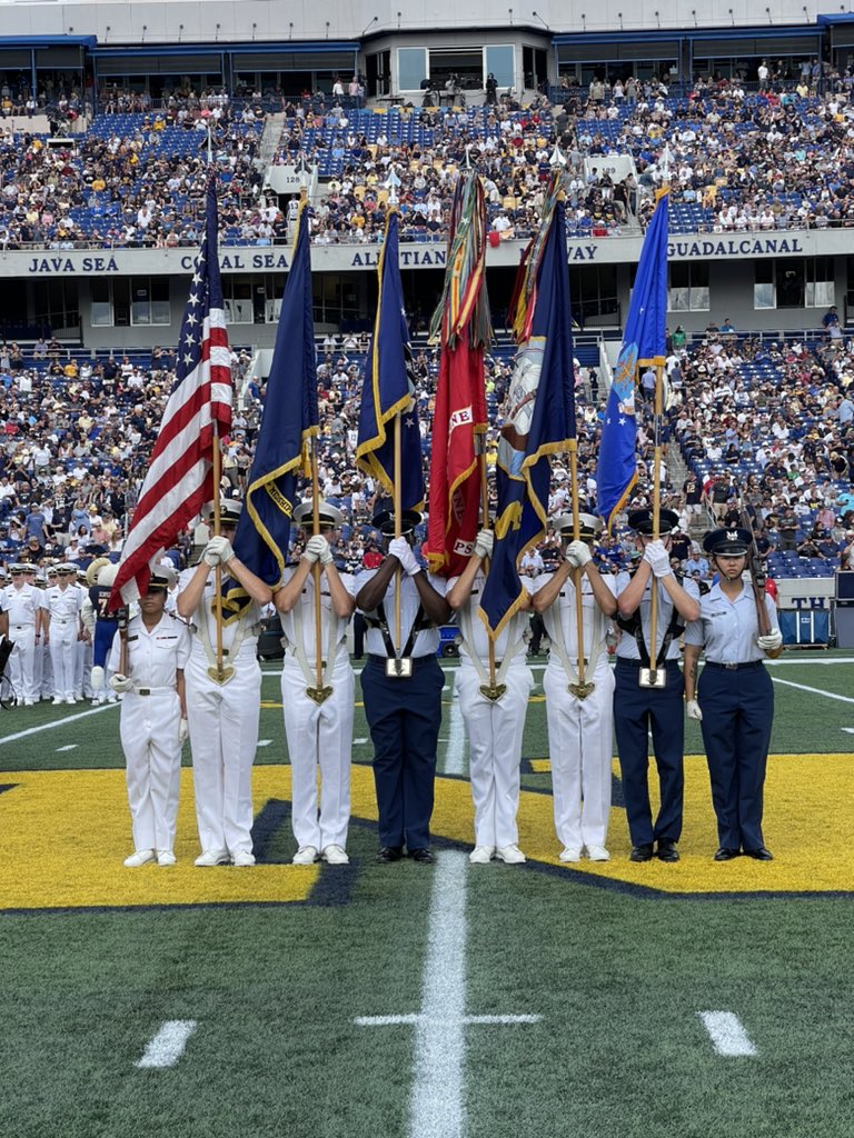 USAA's tweet photo. Congratulations to the Air Force Falcons on winning today’s #AFvsNavy game! The 20th anniversary tributes at today’s game were a powerful reminder to #NeverForget the true meaning of Patriot Day. https://t.co/UvkQ6XXZt0
