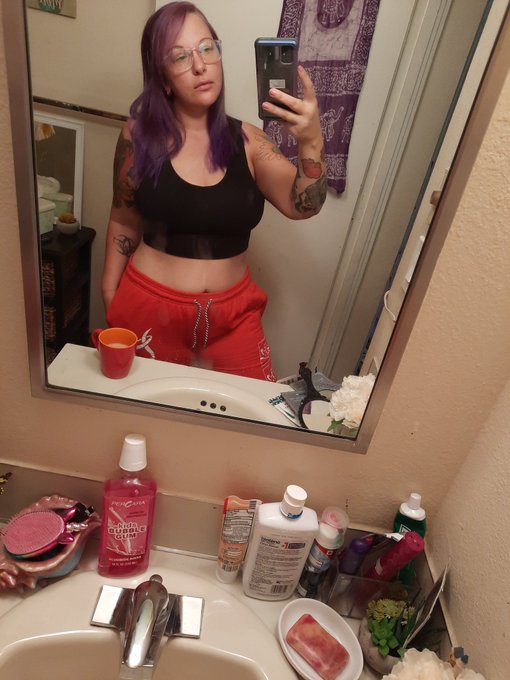 Samantha Flower 🌼's pics and videos - E CqdXvUcAEB1e2 jpg:small image 28