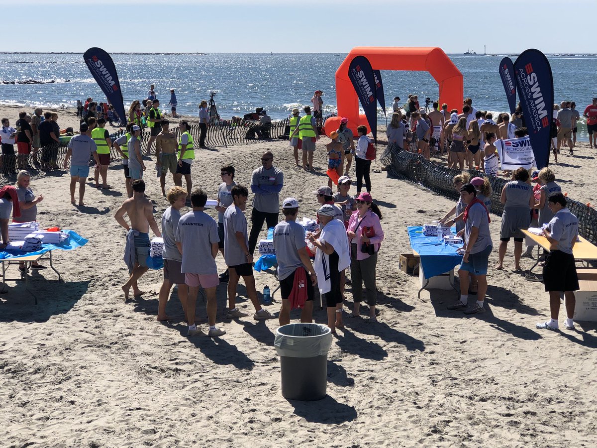Grateful for the opportunity to lend a hand with the team today at @SAAswim with Friars Swimming benefiting <a href="/womenandinfants/">Women & Infants</a> in the fight against cancer! #PCWayEveryday #GoFriars <a href="/PCAthletics/">Providence Friars</a> <a href="/PC_SAAC/">PC SAAC</a>