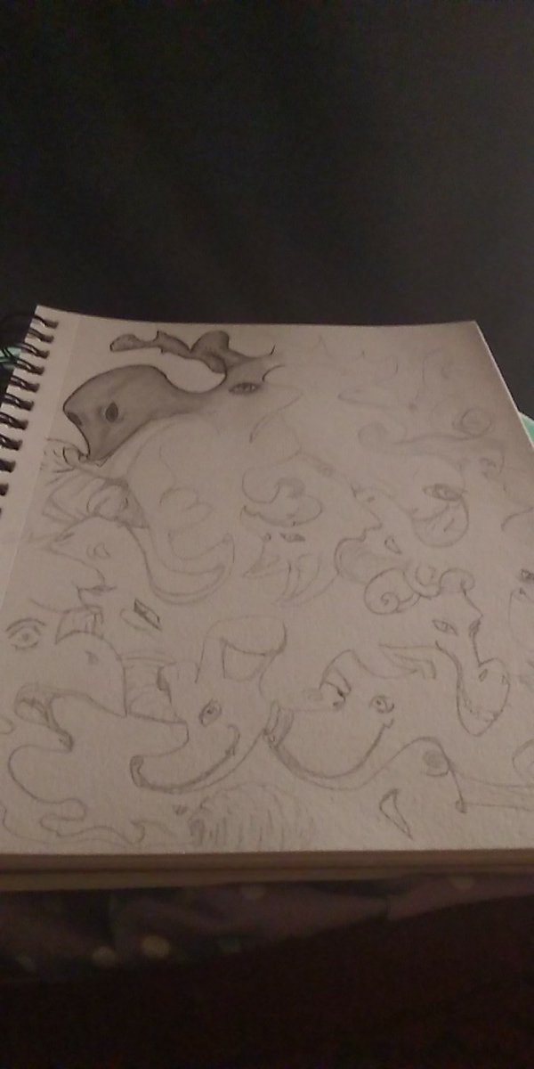 Angelin34782997's tweet photo. I'm working on something, it's also practice for shadowing.

#art #draw #workinprogress #drawing #Practice https://t.co/8VBX240UEp