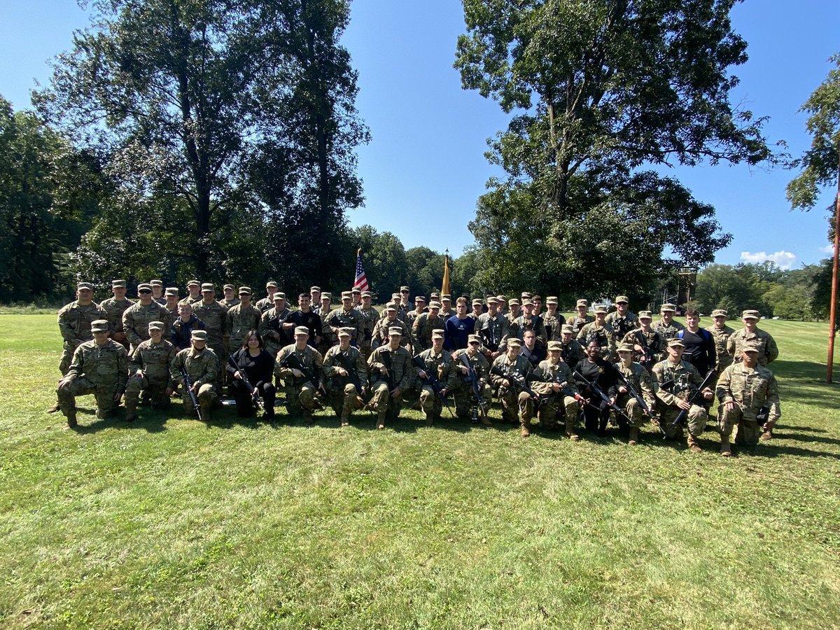 Today the Bison Battalion honored those fallen in the tragic events of 9/11 2001. We were honored with a guest speaker and a presentation of the colors from the #bucknellrotc color guard team. #911Memorial