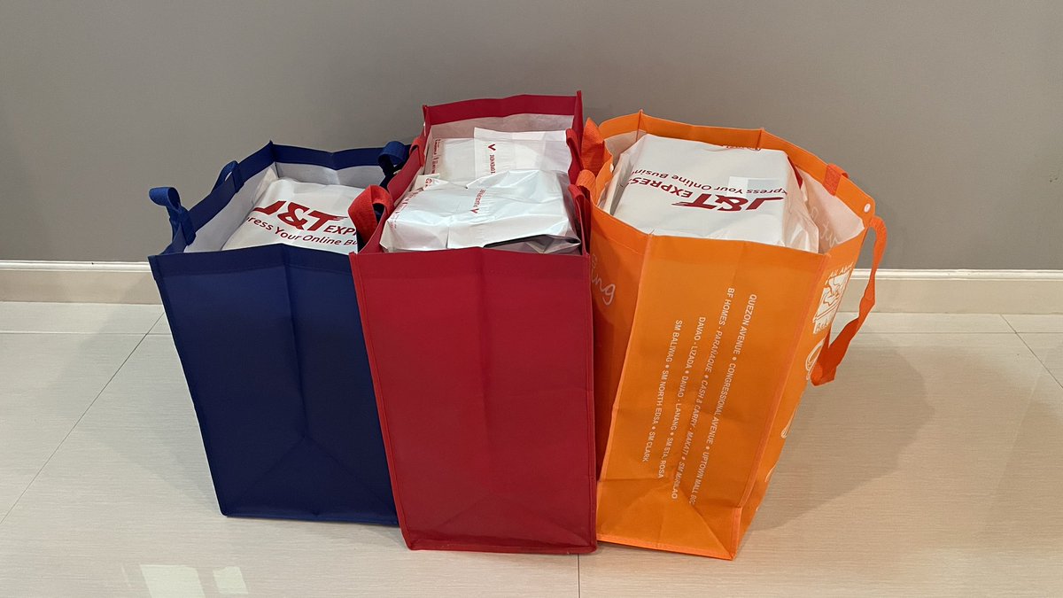 thethaiproject's tweet photo. [UPDATE]

ITSAY X IPYTM BATCH 2

Dropping them in a while ✨
I’ll post the tracking numbers after as well. 

Hopefully dumating sila sa inyo ng safe at maayos 🥺✨

Thank you again for purchasing 💕

#TheThaiProject
#MerchByThaiafterthai
#TTP_Updates https://t.co/sH4vRdKBpp