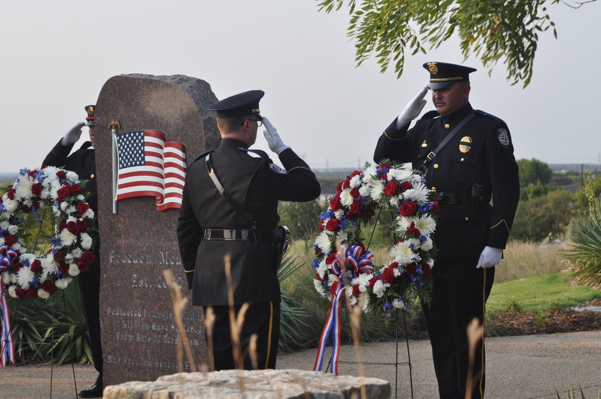 CityOfFriscoTx's tweet photo. Frisco will #NeverForget This evening, we gathered at Freedom Meadow in Warren Sports Complex for a 9/11 Remembrance Ceremony, marking the 20th anniversary of the terrorist attacks.  See more photos here https://t.co/kXJW2OSywG 🇺🇸 https://t.co/wOvn97JeMo